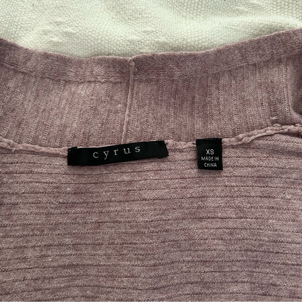 Cyrus Mauve Ribbed Cardigan - Picture 5 of 6
